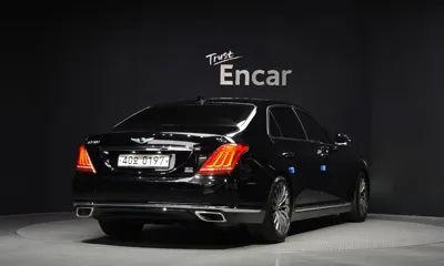 Genesis EQ900