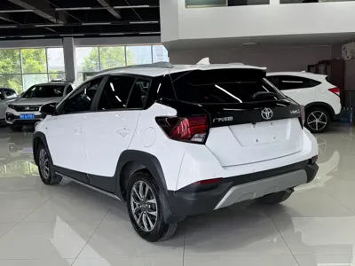Toyota Yaris L