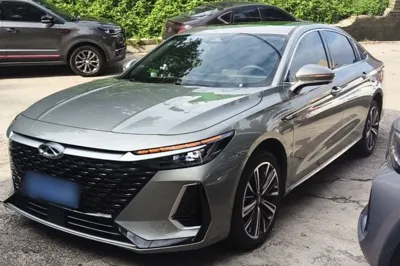 Chery Arrizo 8