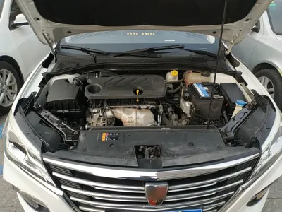 Roewe i5