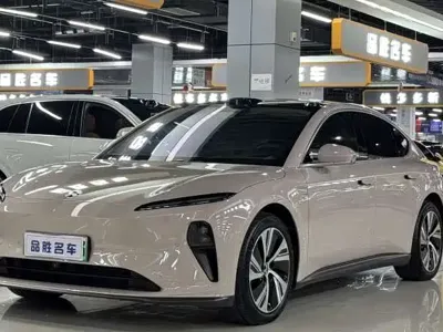Nio ET5