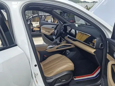 Renault-KoreaSamsung Grand Koleos
