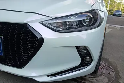 Hyundai Elantra (6th Generation