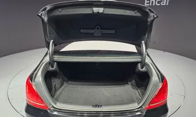 Genesis EQ900