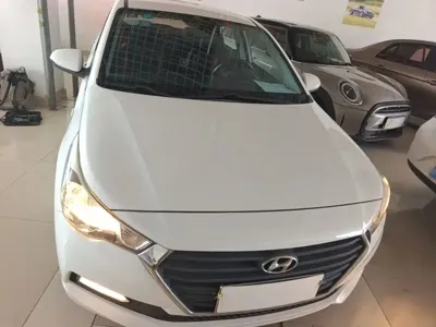 Hyundai Verna