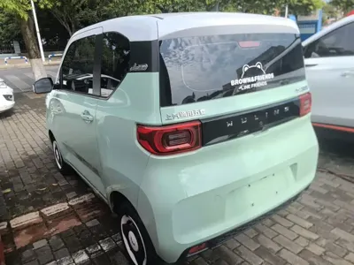 Wuling MINIEV
