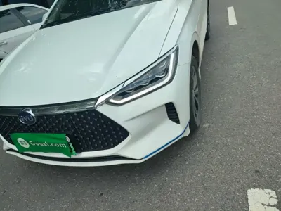 BYD e2
