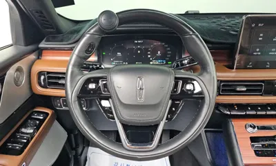 Lincoln Aviator