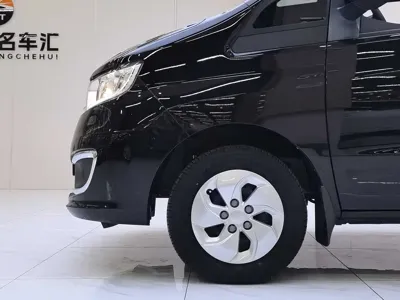 JAC Refine Refine M3