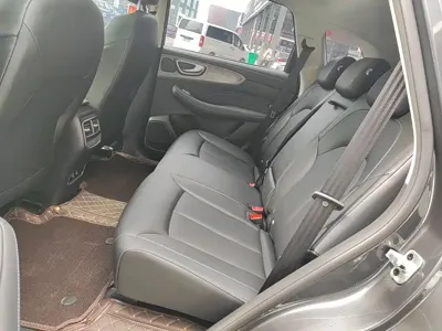 Roewe RX5