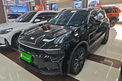 Lynk & Co 01