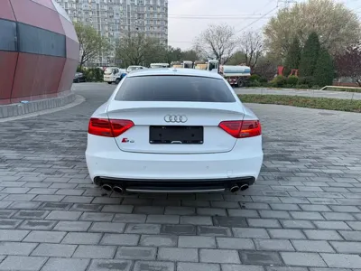 Audi S5