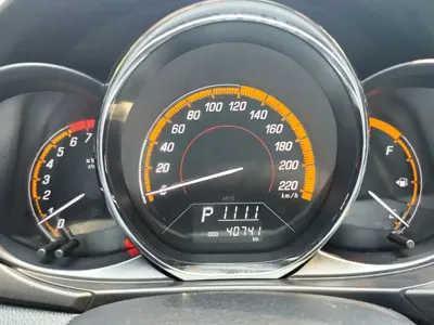 Toyota Yaris L