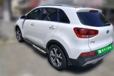 Kia KX3