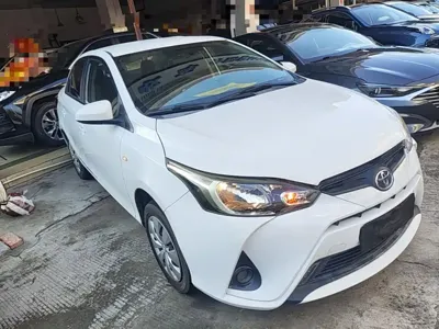 Toyota Yaris L