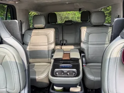 Lincoln Navigator