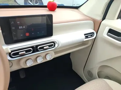 Wuling MINIEV
