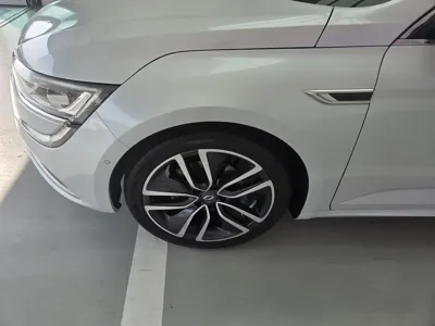 Renault-KoreaSamsung SM6