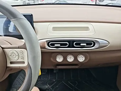Wuling MINIEV
