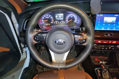 Kia K4