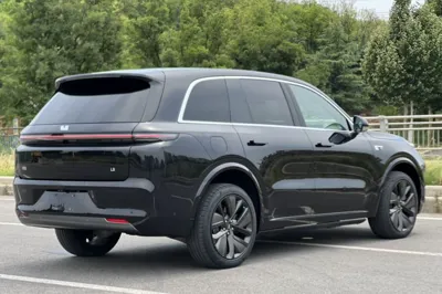 Li Auto L8