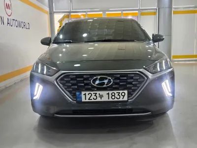 Hyundai Ioniq