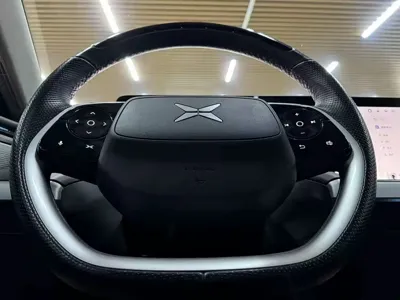 Xpeng P7