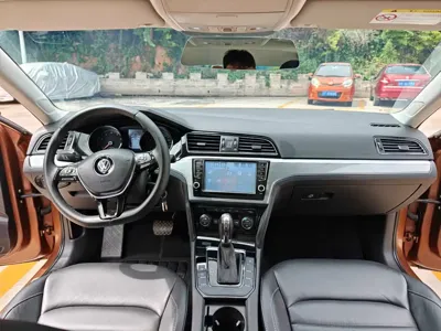 Volkswagen Lamando