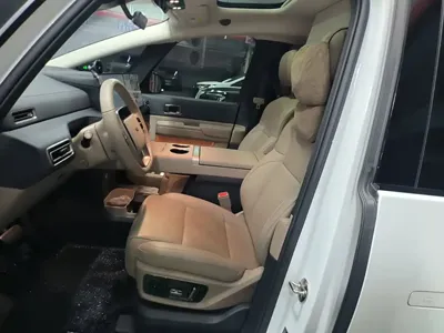 Li Auto Li MEGA