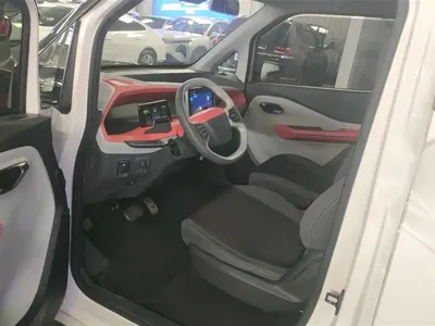 Baojun E200