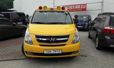 Hyundai Starex