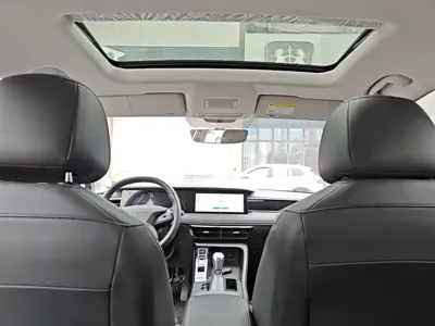 Roewe i5