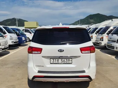 Kia Canival