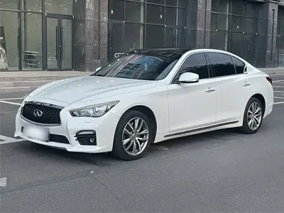 Infiniti Q50L