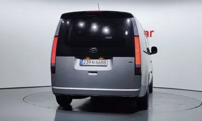 Hyundai Staria