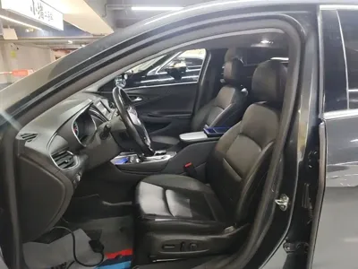 Chevrolet Malibu XL
