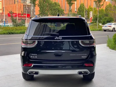 Jeep Grand Commander