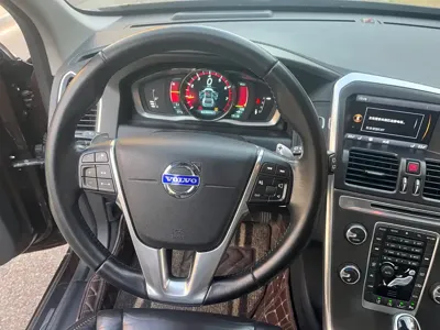 Volvo XC60 (Import)