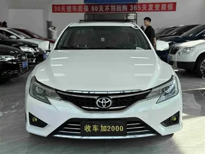 Toyota Reiz