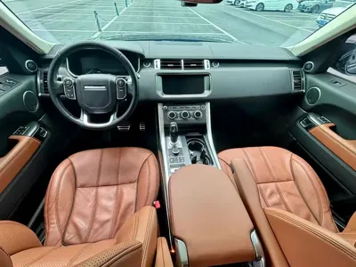 Land Rover Sport