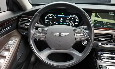 Genesis EQ900