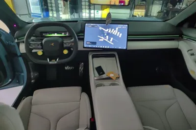 Xpeng P7