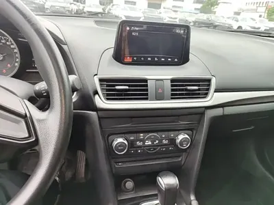 Mazda 3 Axela