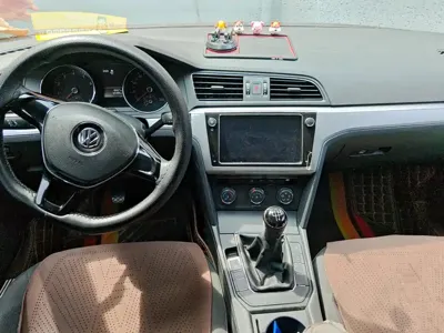 Volkswagen Lamando