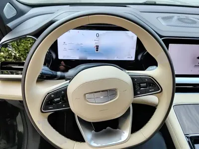 Geely Xingyue L