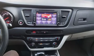 Kia Canival