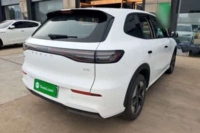 Geely Galaxy E5