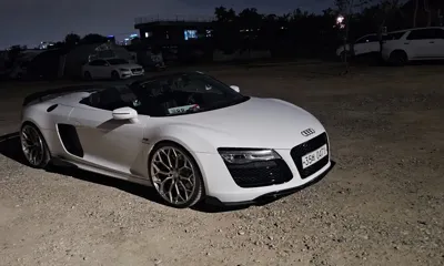 Audi R8
