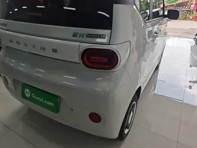 Wuling MINIEV