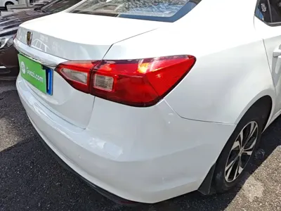 Roewe 360